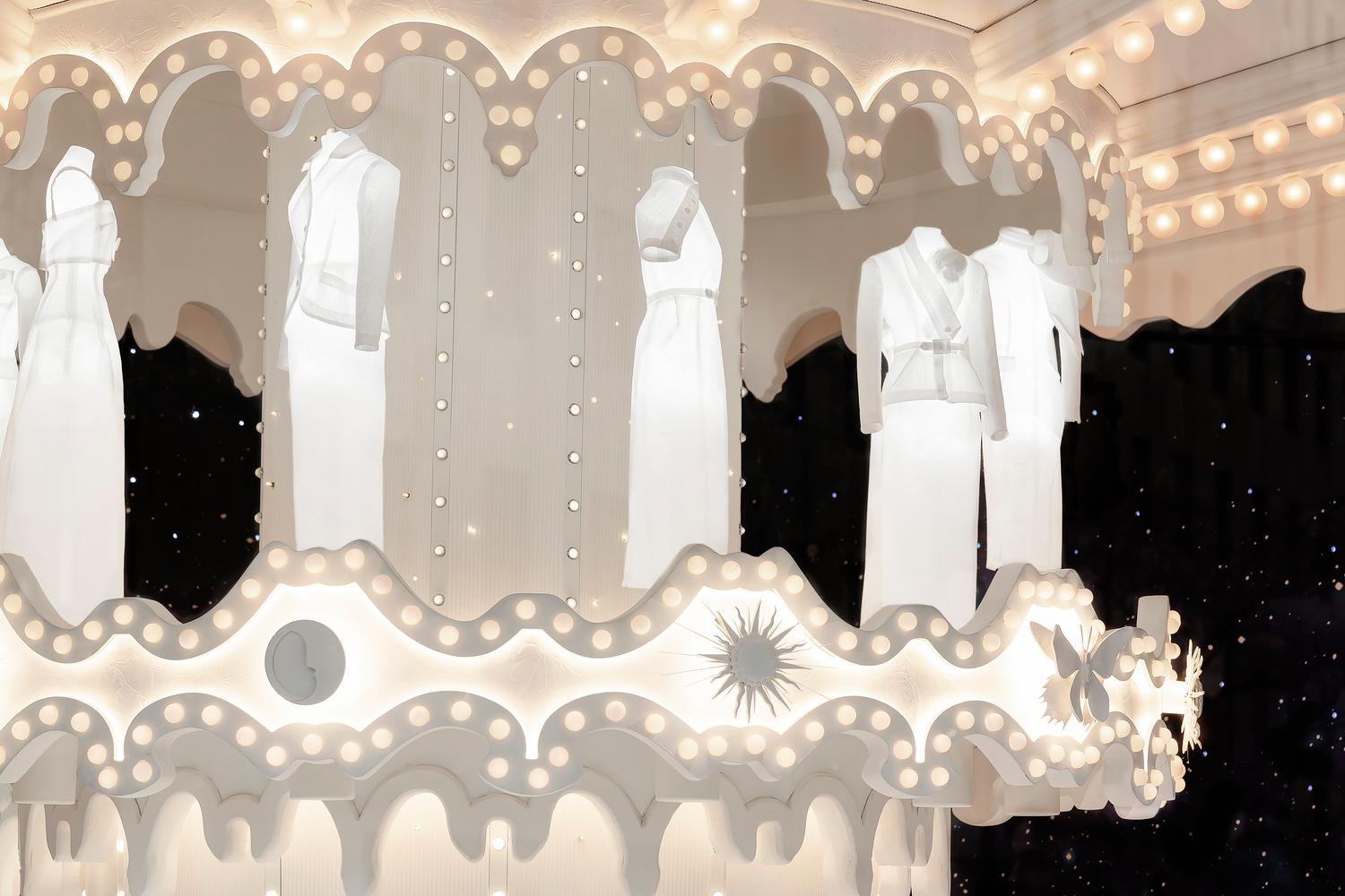 DIOR, "Carousell II"