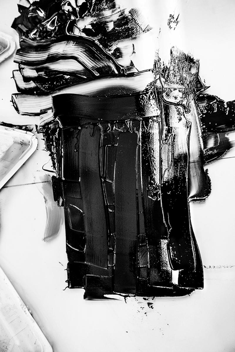 Figura IV - Paint It Black